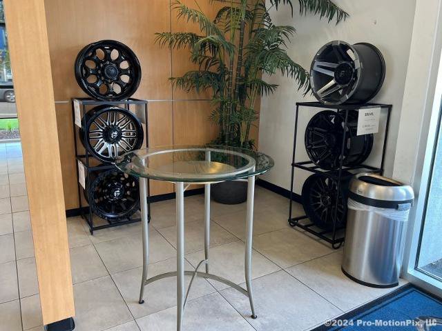 Certified 2020 Ford F250 Platinum w/ FX4 Off-Road Package image 36