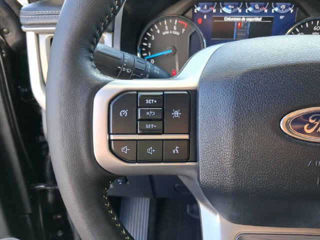 Certified 2024 Ford Expedition XLT RWD image 16
