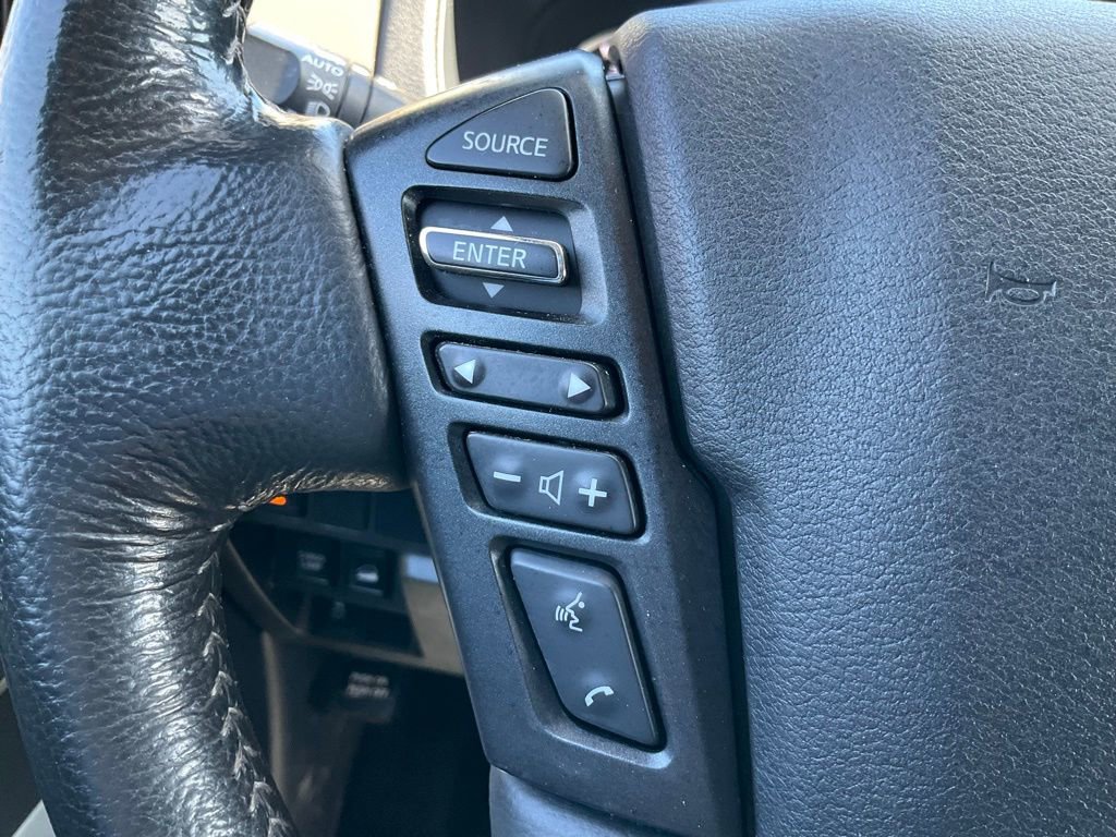 Used 2022 Nissan Frontier SV AWD/4WD image 5