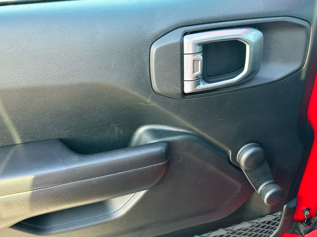 Used 2018 Jeep Wrangler Unlimited Sport image 21