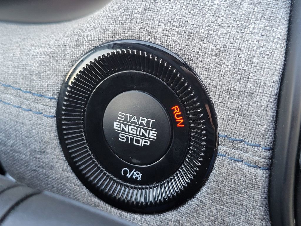 Used 2024 Jeep Compass Latitude image 33