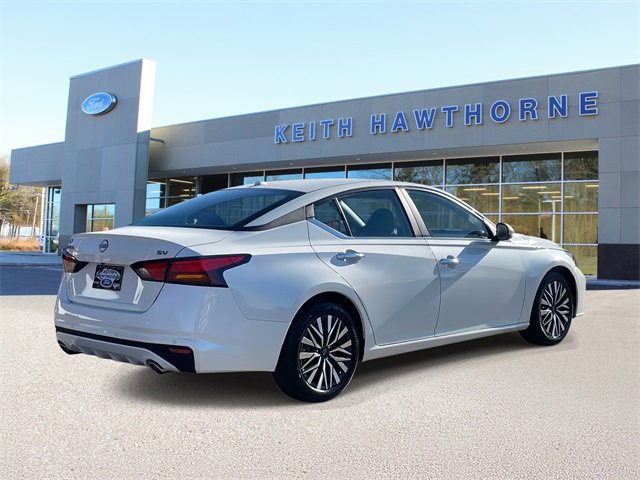 Used 2024 Nissan Altima 2.5 SV w/ SV Premium Package image 4