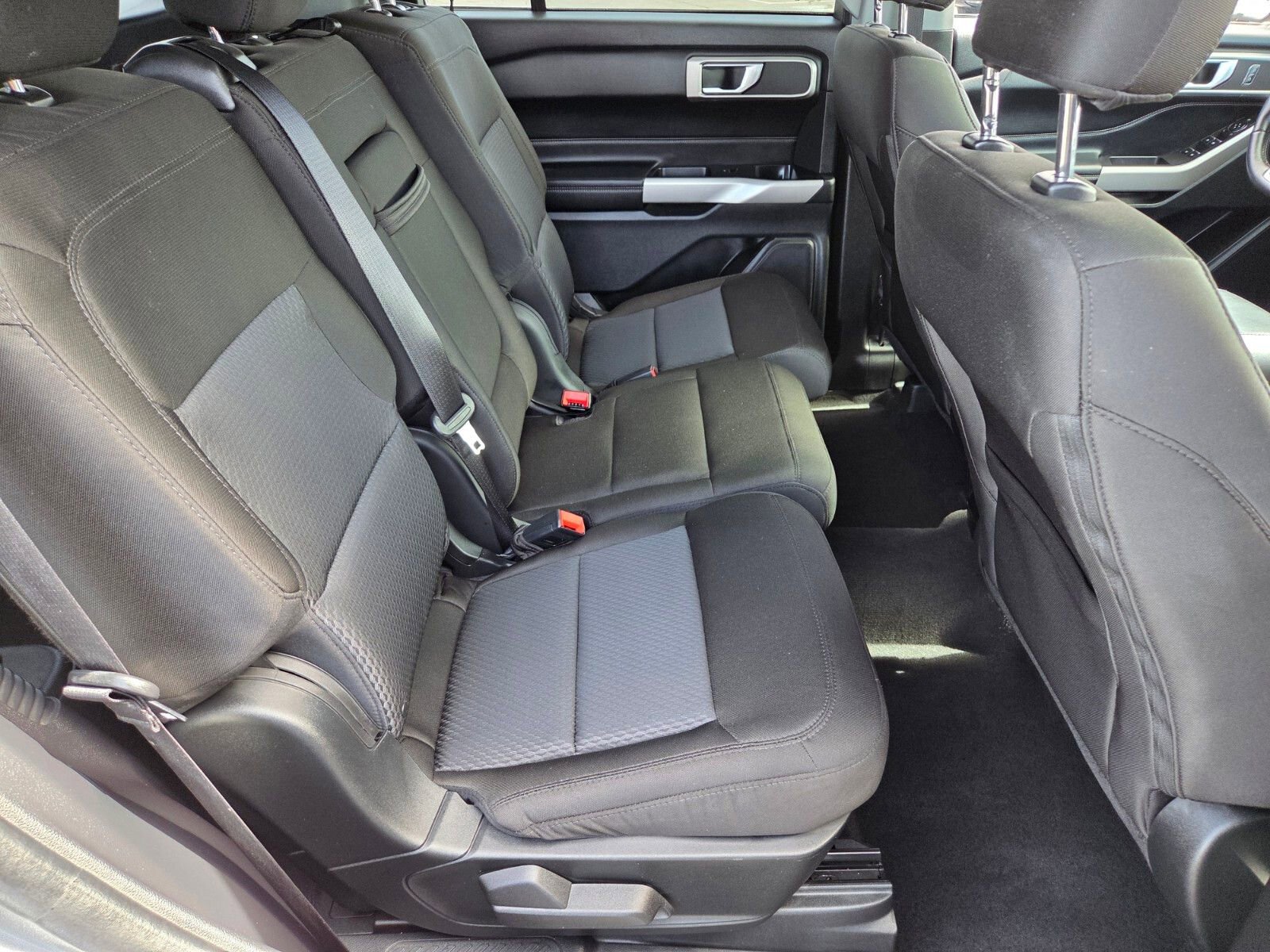Certified 2023 Ford Explorer XLT RWD image 15