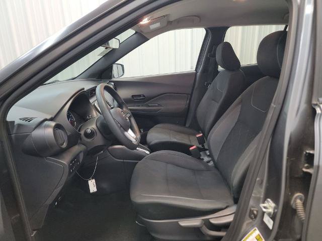Used 2020 Nissan Kicks S FWD image 7