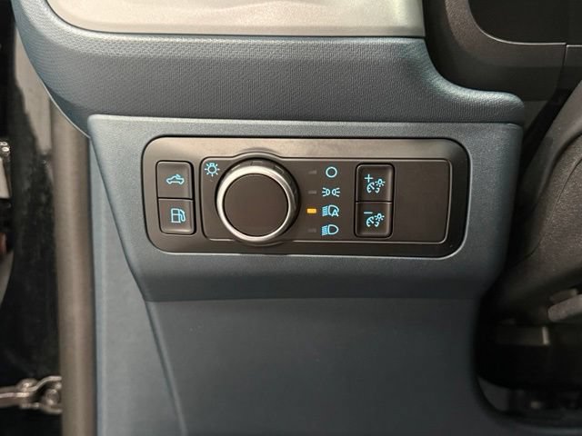 Certified 2025 Ford Maverick XL FWD image 17