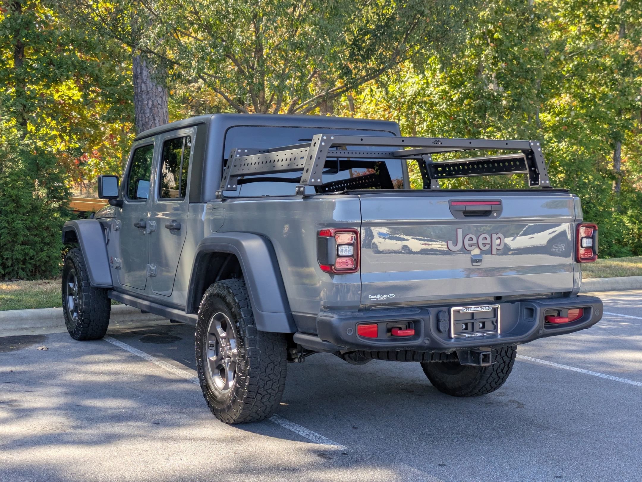 Used 2020 Jeep Gladiator Rubicon image 2