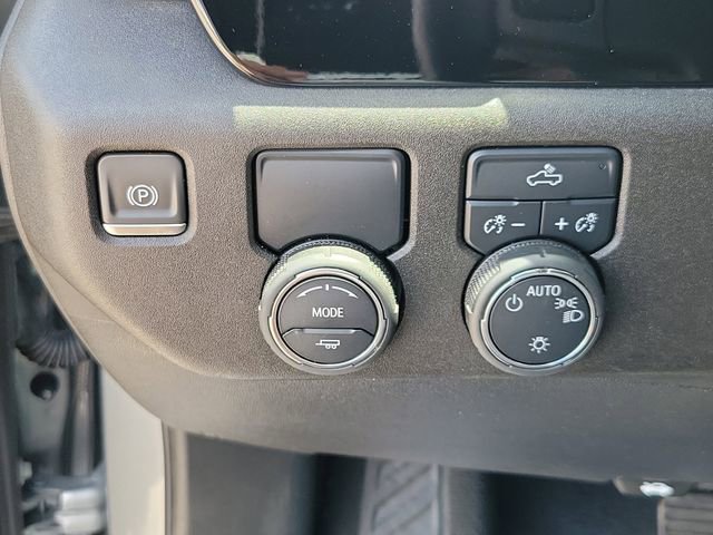 Used 2024 Chevrolet Silverado 1500 LT w/ Protection Package RWD image 24
