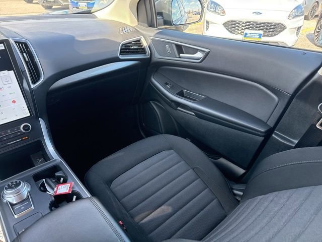 Certified 2024 Ford Edge SE image 21