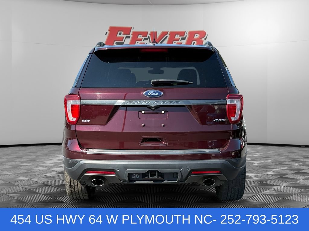 Certified 2018 Ford Explorer XLT w/ Equipment Group 202A AWD/4WD image 4