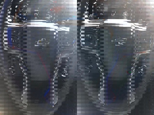 Used 2025 Chevrolet Silverado 1500 ZR2 w/ Technology Package image 19