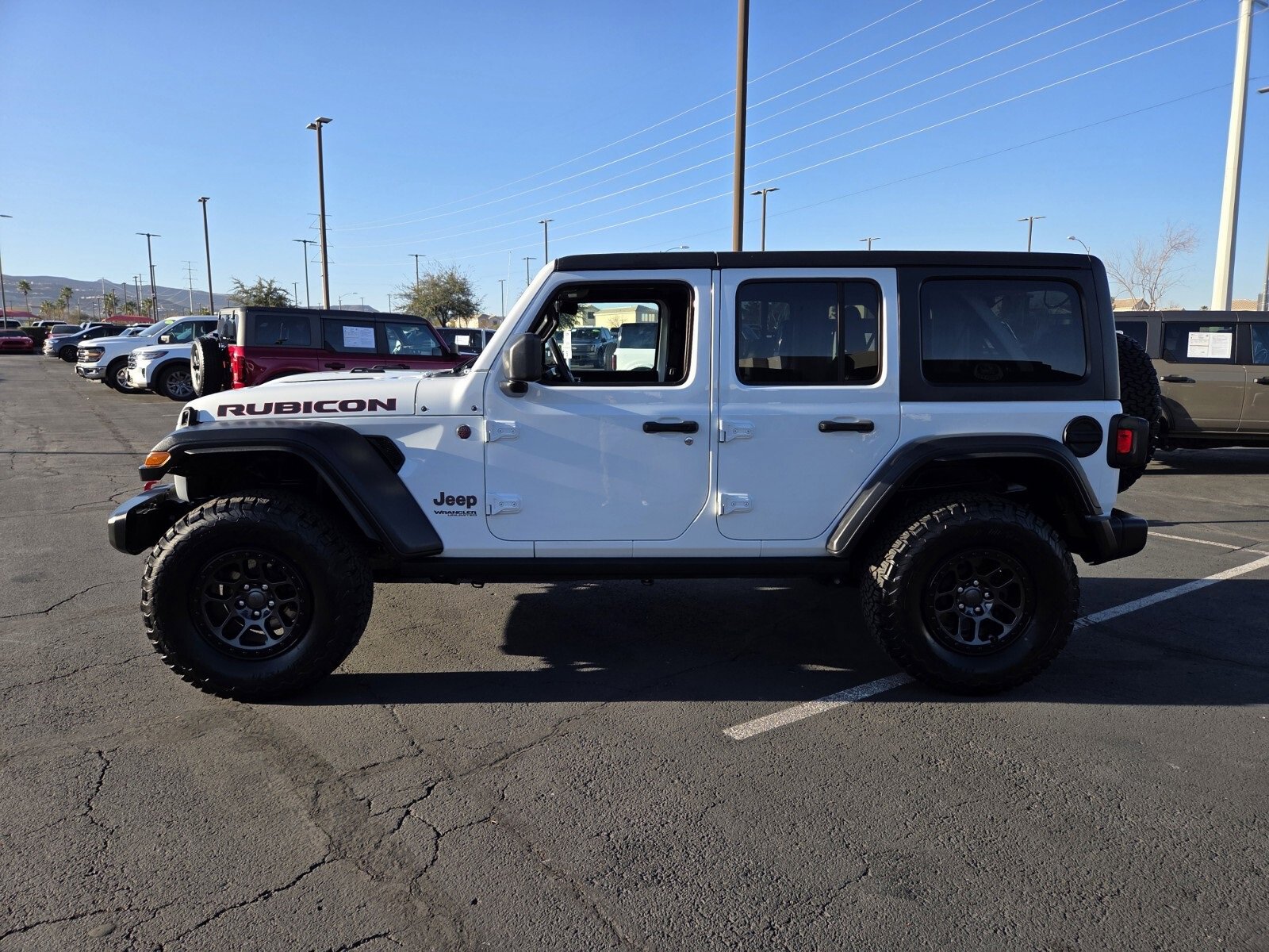 Used 2021 Jeep Wrangler Unlimited Rubicon w/ Xtreme Recon 35" Tire Package image 3