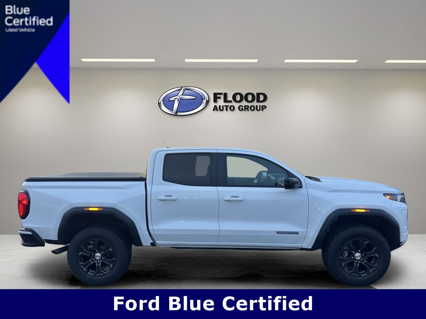 Used 2024 GMC Canyon Elevation w/ Convenience Package image 4