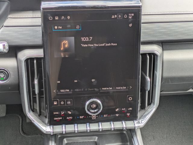 Used 2026 GMC Acadia Elevation w/ Black Edition FWD image 17
