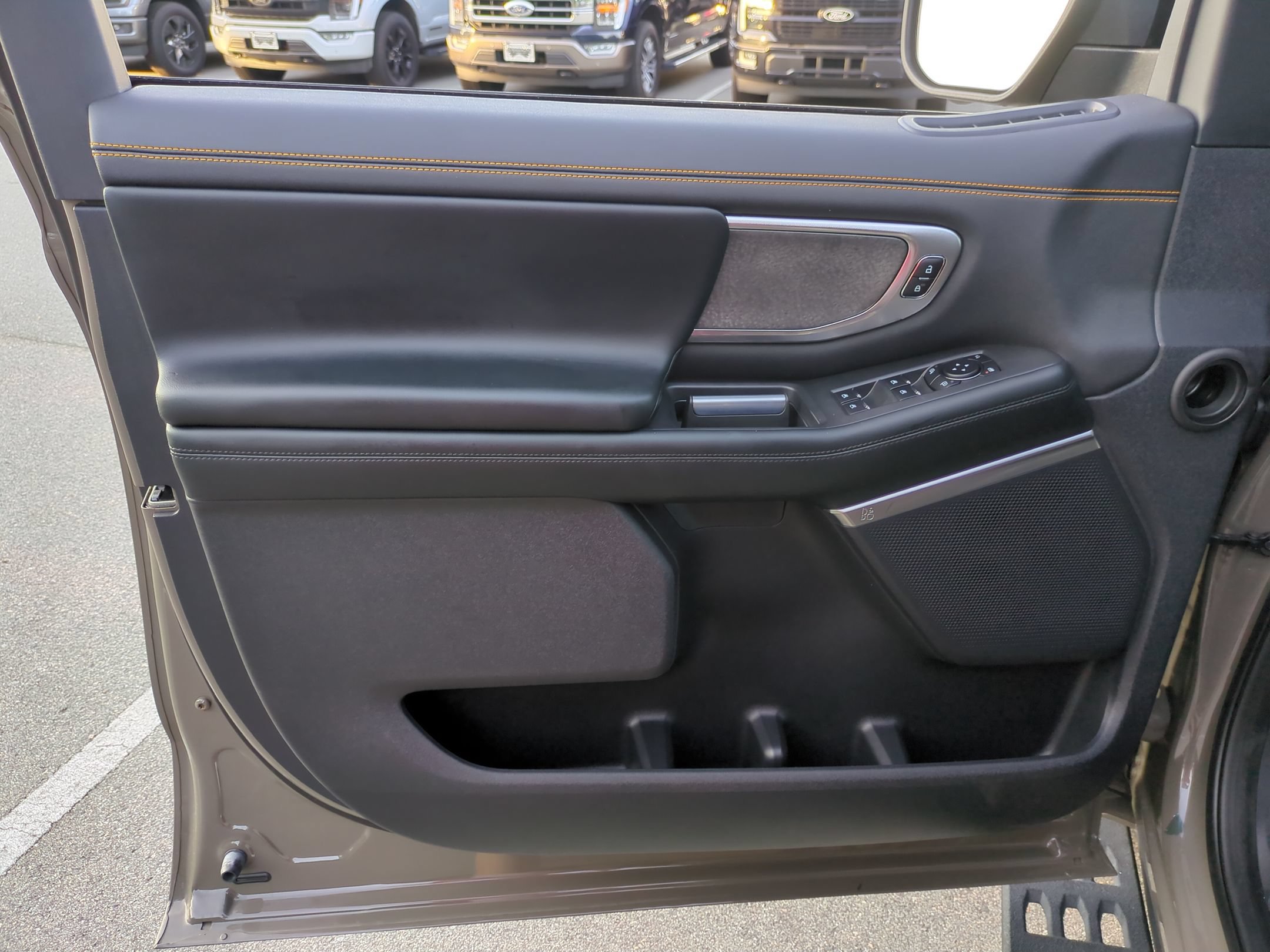 Certified 2026 Ford Expedition Tremor AWD/4WD image 14