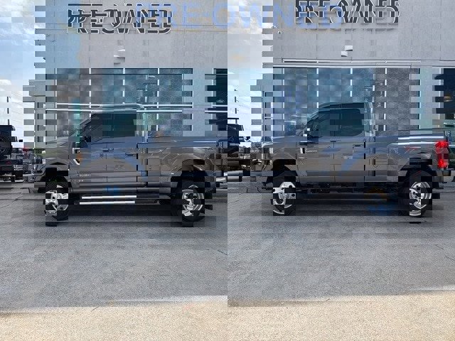 Certified 2022 Ford F450 Lariat w/ Lariat Ultimate Package image 2