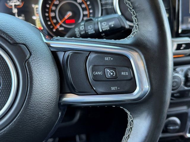 Used 2020 Jeep Wrangler Unlimited Sahara w/ Cold Weather Group AWD/4WD image 33