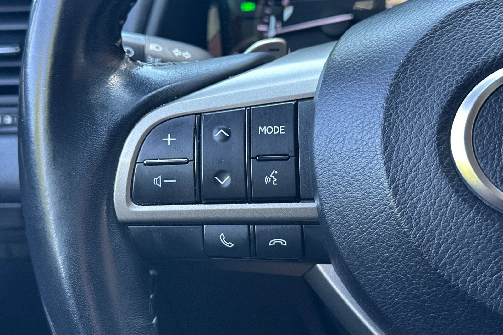 Used 2021 Lexus RX 350 FWD w/ Premium Package image 37