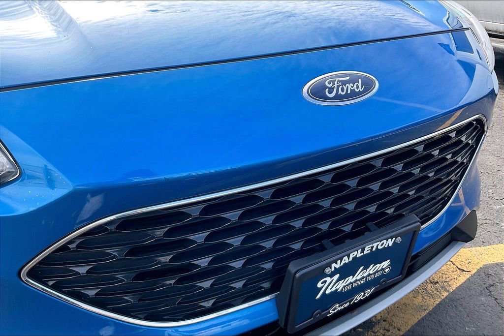 Certified 2020 Ford Escape SE image 28