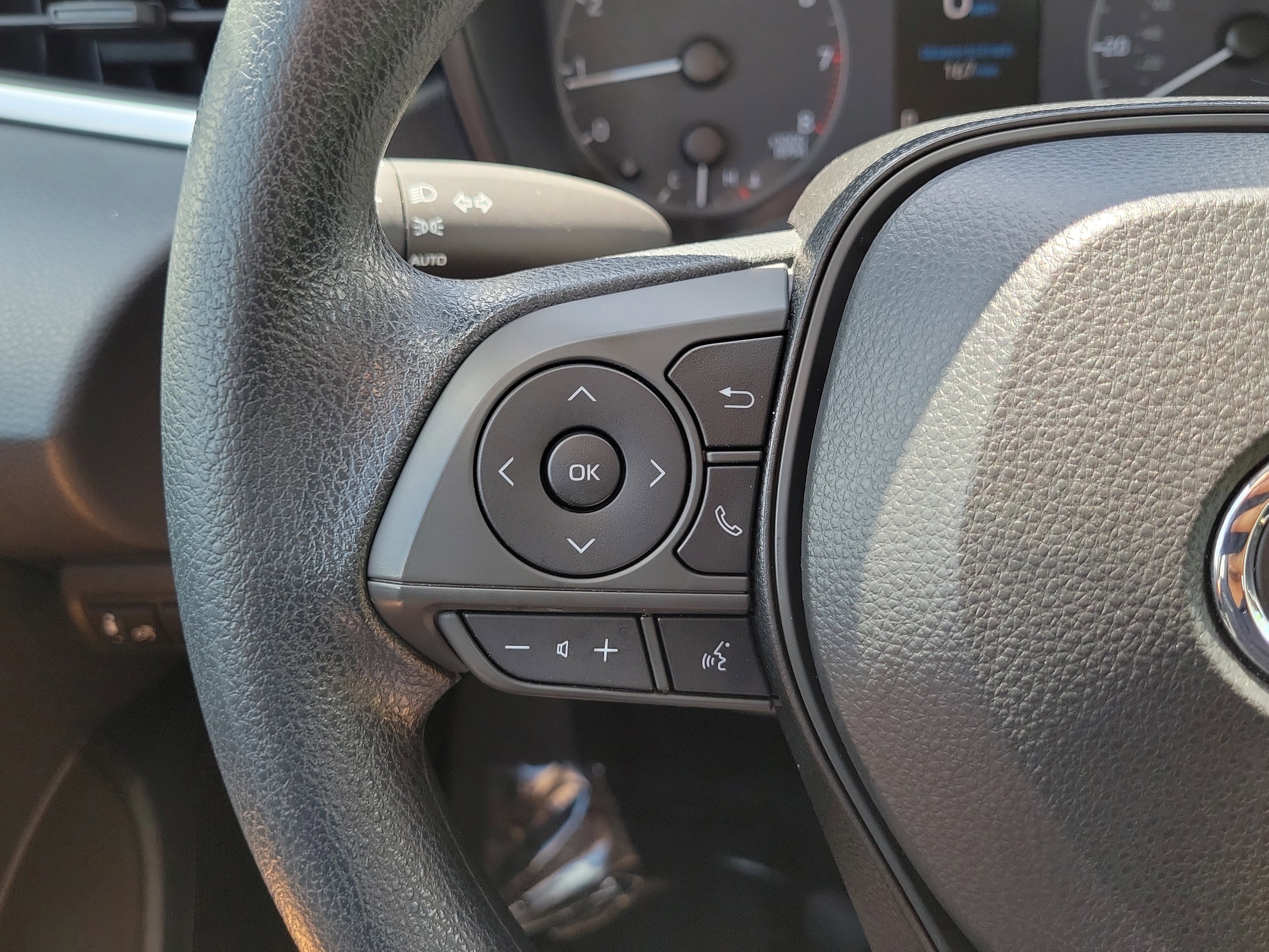 Used 2024 Toyota Corolla LE image 26