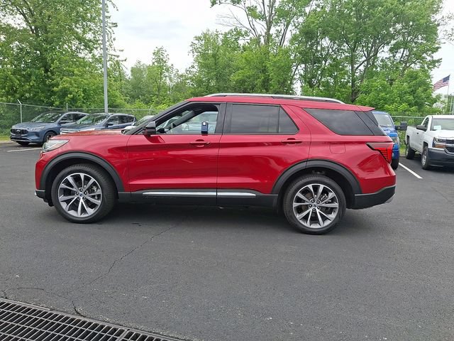 Certified 2025 Ford Explorer Platinum w/ Ultimate Package AWD/4WD image 7