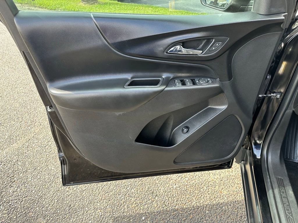 Used 2019 Chevrolet Equinox LT image 10