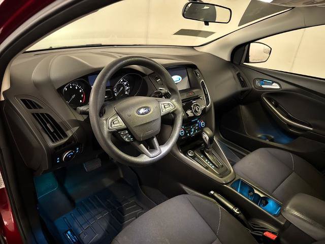 Certified 2017 Ford Focus SEL FWD image 4