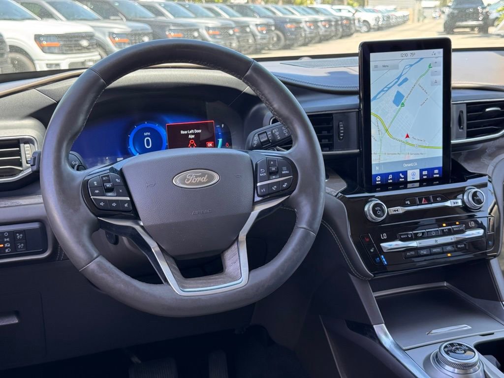 Certified 2021 Ford Explorer Platinum w/ Equipment Group 601A AWD/4WD image 29