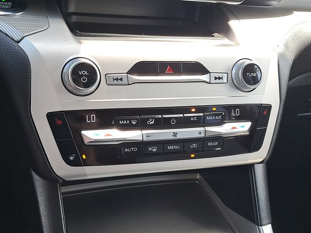 Certified 2021 Ford Explorer XLT w/ Equipment Group 202A image 32