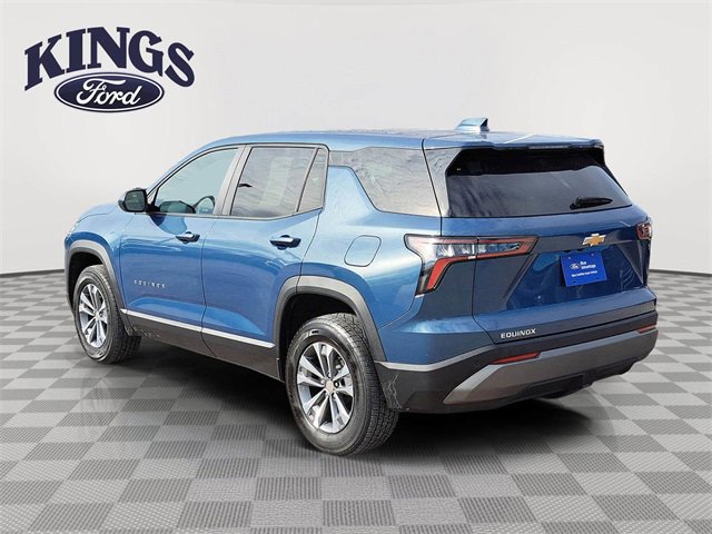 Used 2025 Chevrolet Equinox LT image 3