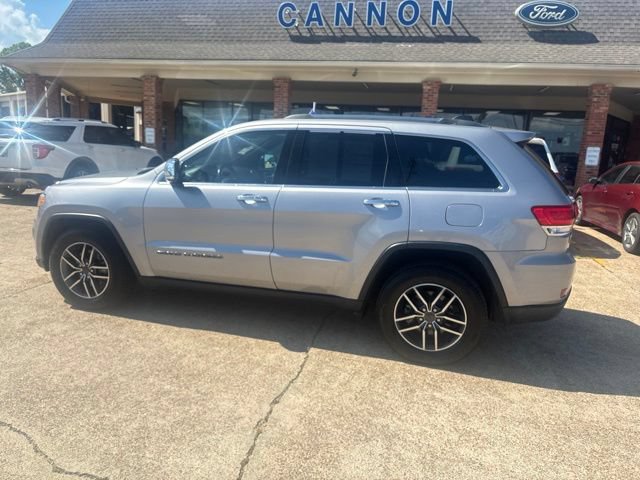 Used 2019 Jeep Grand Cherokee Limited RWD image 3