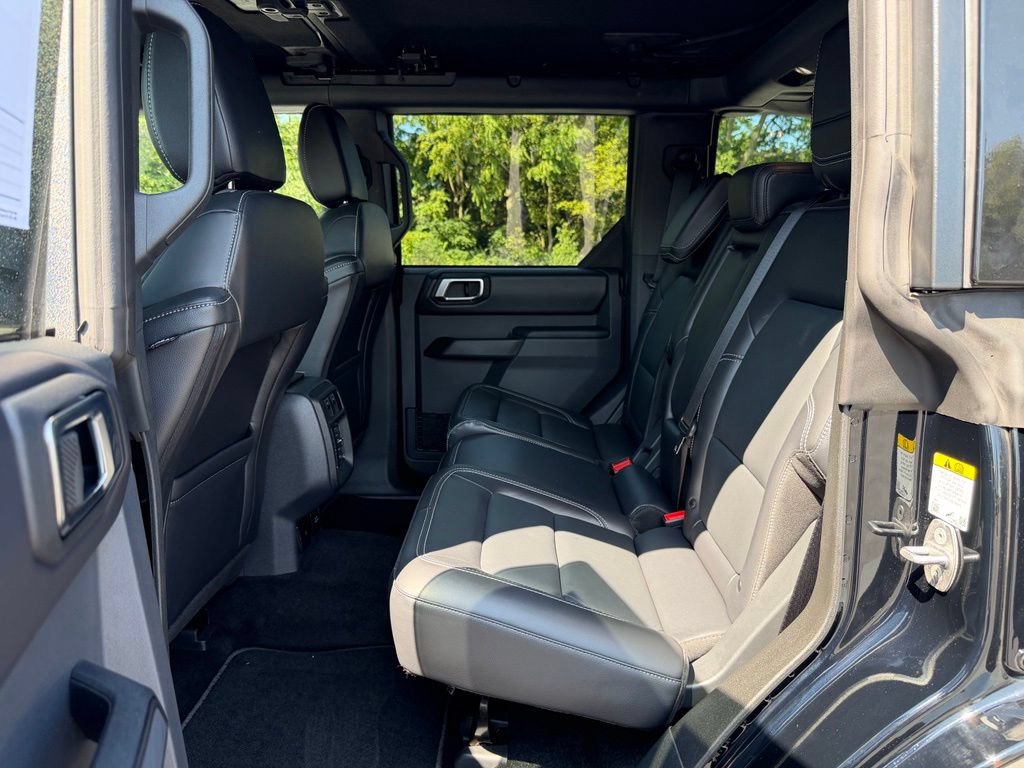 Certified 2025 Ford Bronco Outer Banks w/ Sasquatch Package AWD/4WD image 20