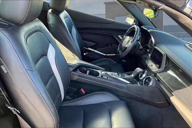Used 2021 Chevrolet Camaro LT RWD image 28
