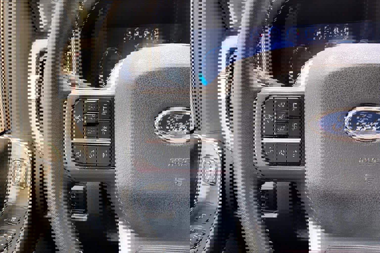 Certified 2024 Ford F250 Lariat w/ Lariat Ultimate Package image 23