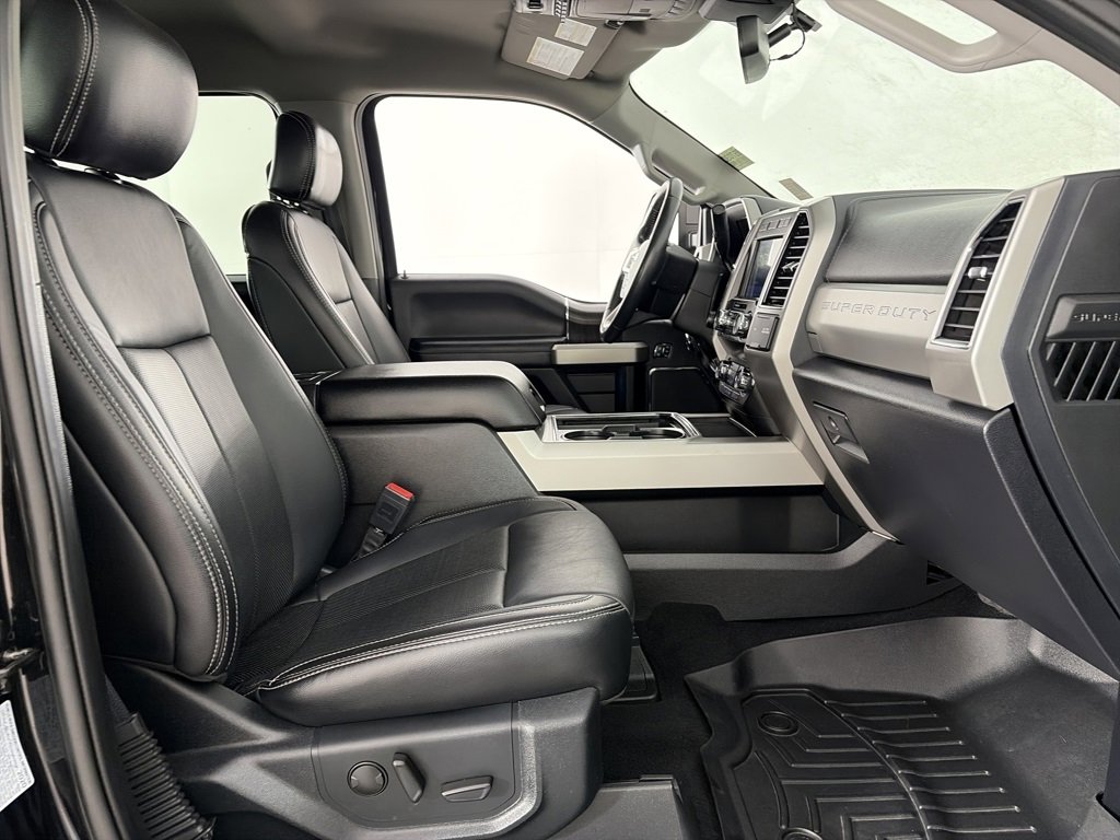 Certified 2020 Ford F350 Lariat w/ Lariat Ultimate Package image 32