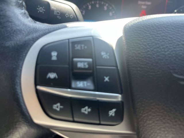 Certified 2022 Ford Explorer XLT w/ Equipment Group 202A AWD/4WD image 25
