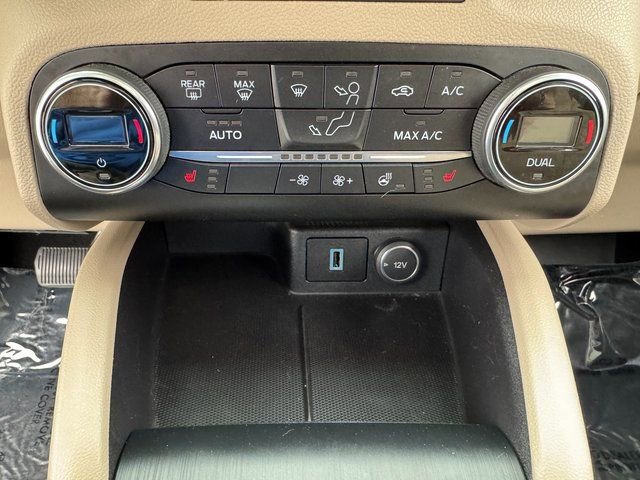 Certified 2020 Ford Escape Titanium image 28