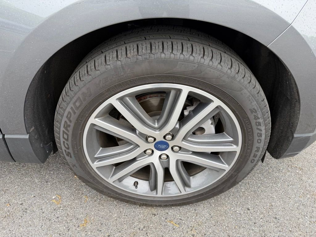 Certified 2022 Ford Edge Titanium AWD/4WD image 10