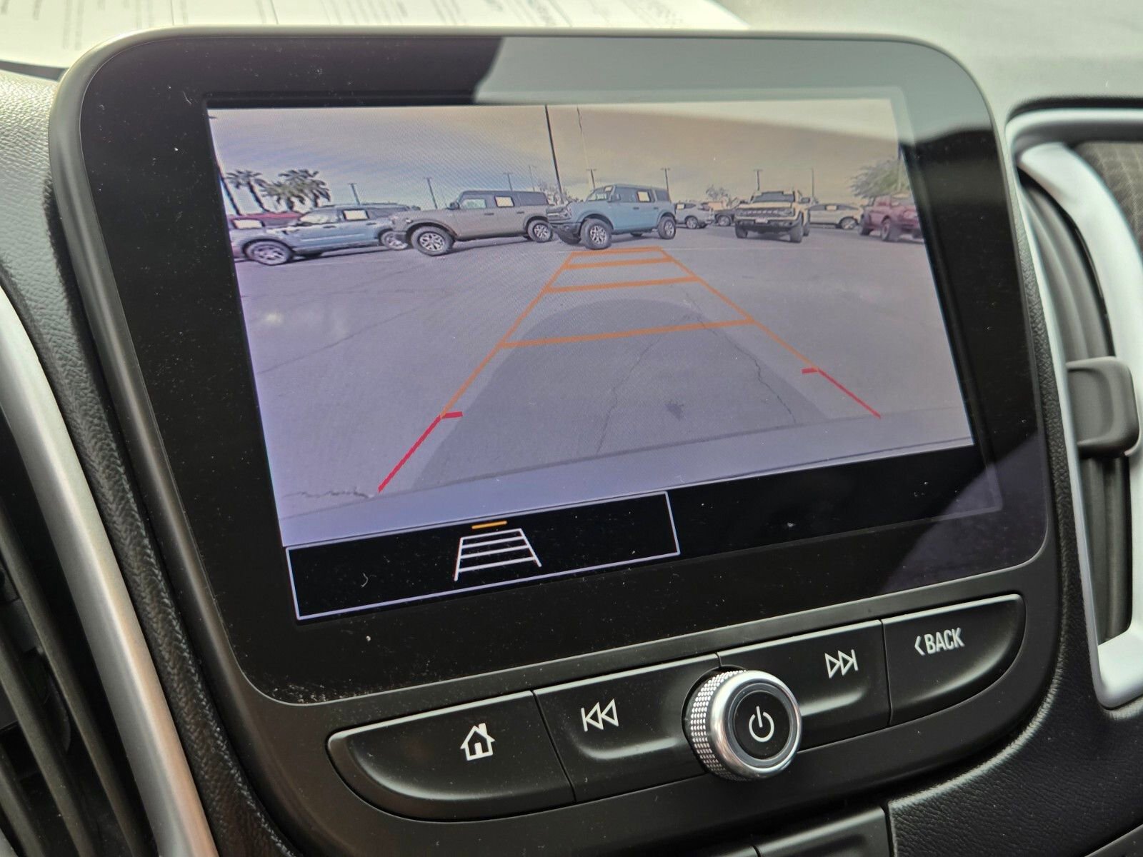 Used 2023 Chevrolet Malibu LT image 21