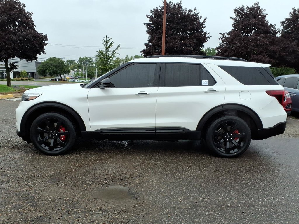 Certified 2023 Ford Explorer ST w/ Equipment Group 401A AWD/4WD image 2