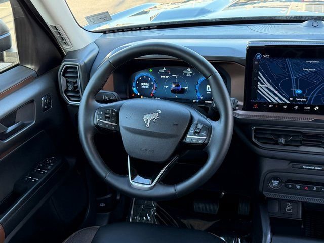 Certified 2025 Ford Bronco Sport Outer Banks w/ Outer Banks Tech Package+ AWD/4WD image 18