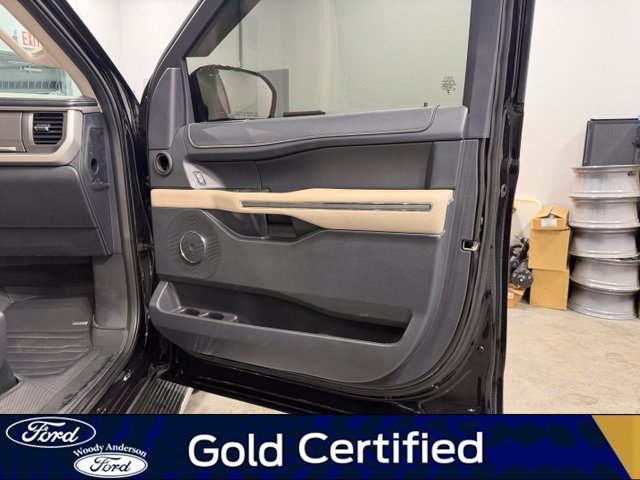 Certified 2023 Ford Expedition Max XLT RWD image 28