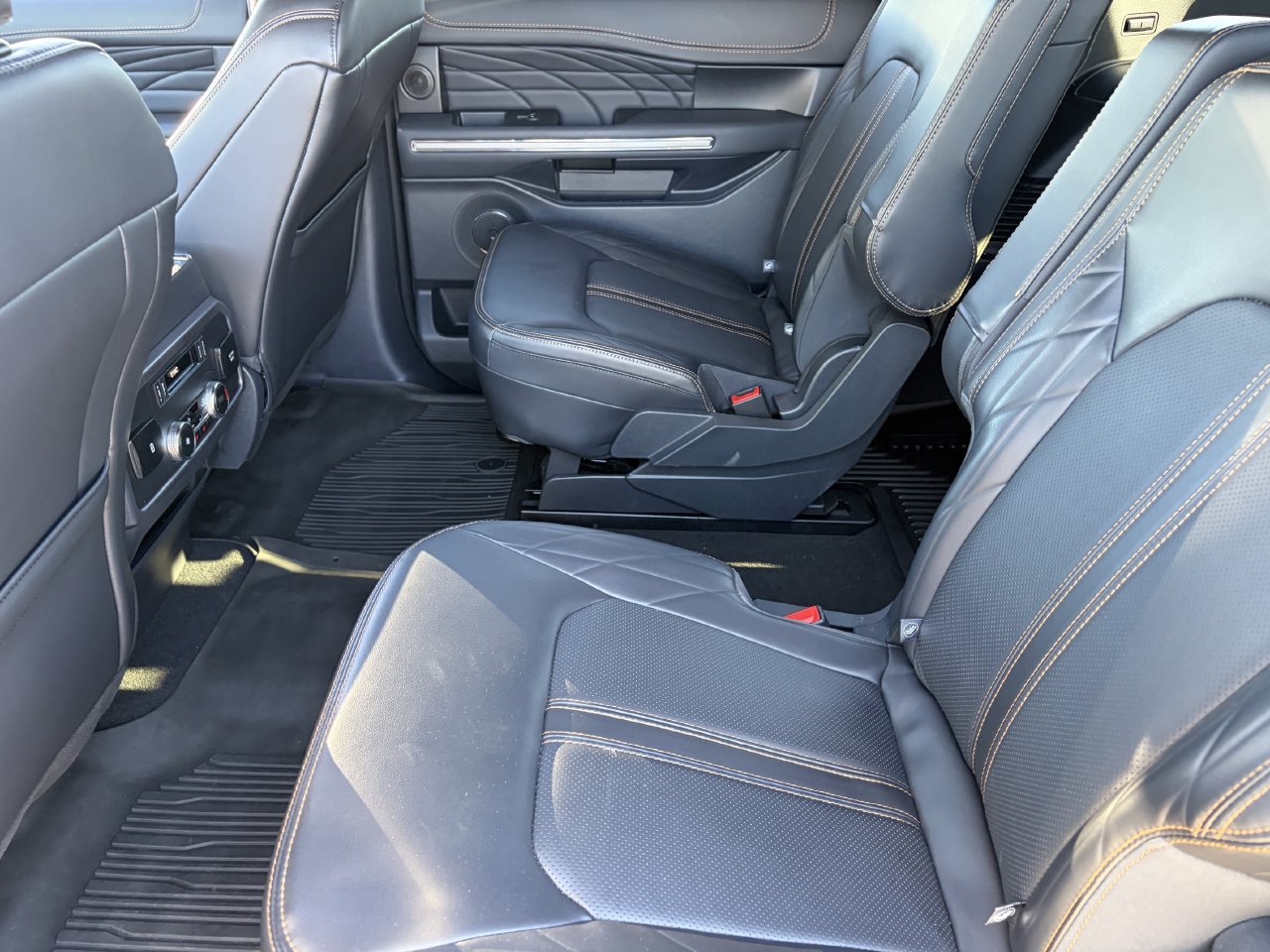 Certified 2024 Ford Expedition Max Platinum AWD/4WD image 16