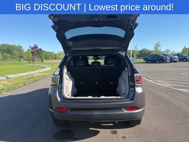 Used 2023 Jeep Compass Latitude AWD/4WD image 13