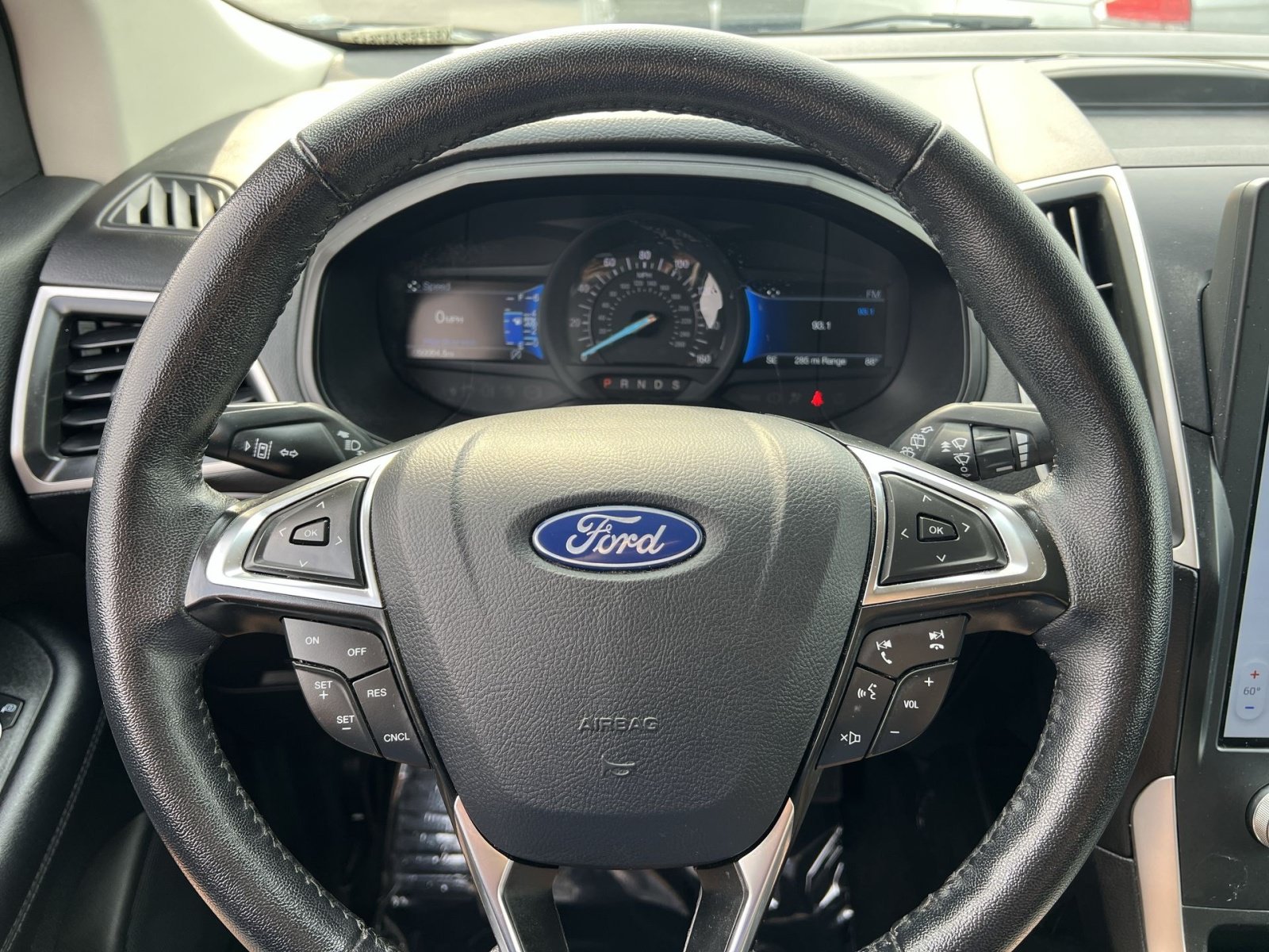 Certified 2024 Ford Edge SEL AWD/4WD image 16