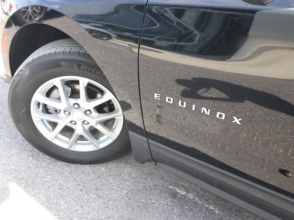 Used 2024 Chevrolet Equinox LS image 9