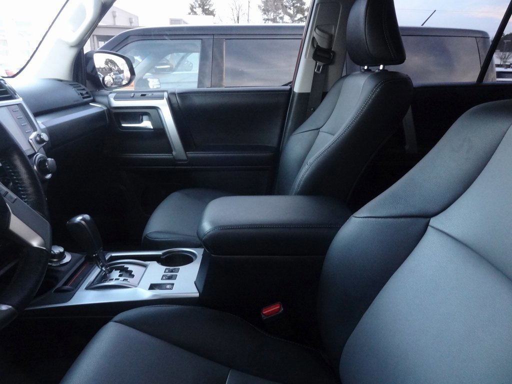 Used 2023 Toyota 4Runner SR5 Premium w/ Moonroof Package image 6