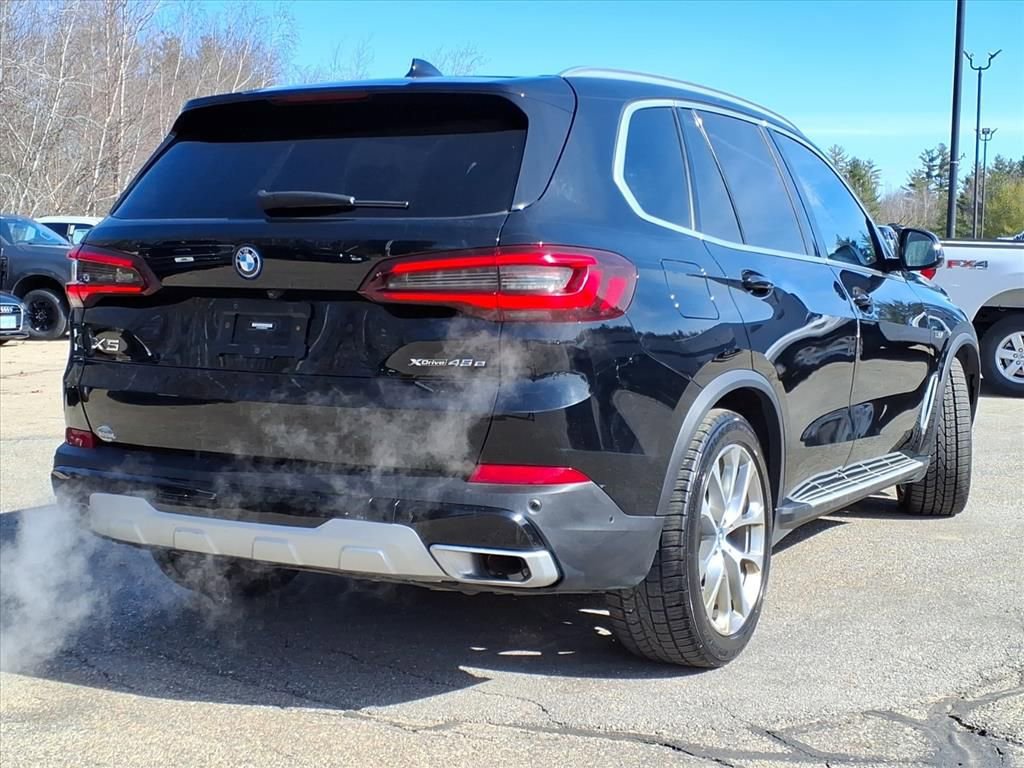 Used 2023 BMW X5 xDrive45e image 3