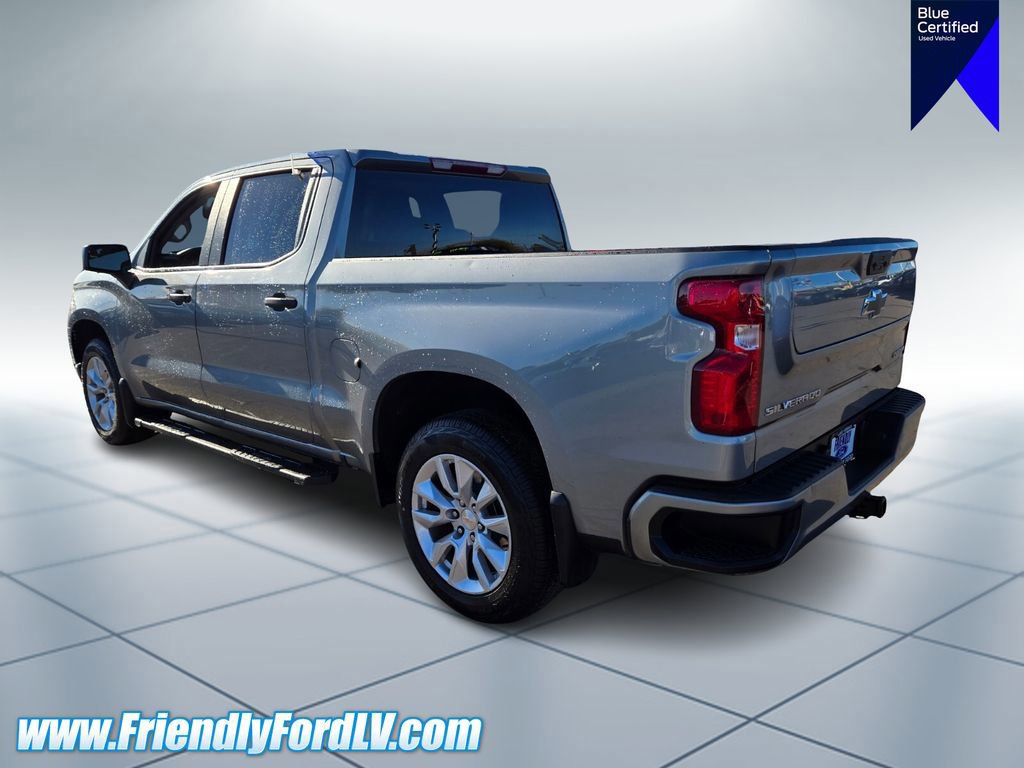 Used 2025 Chevrolet Silverado 1500 Custom image 3