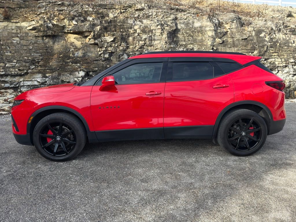 Used 2019 Chevrolet Blazer LT image 3