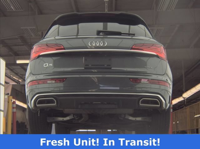 Used 2023 Audi Q5 2.0T Premium w/ Convenience Package AWD/4WD image 9